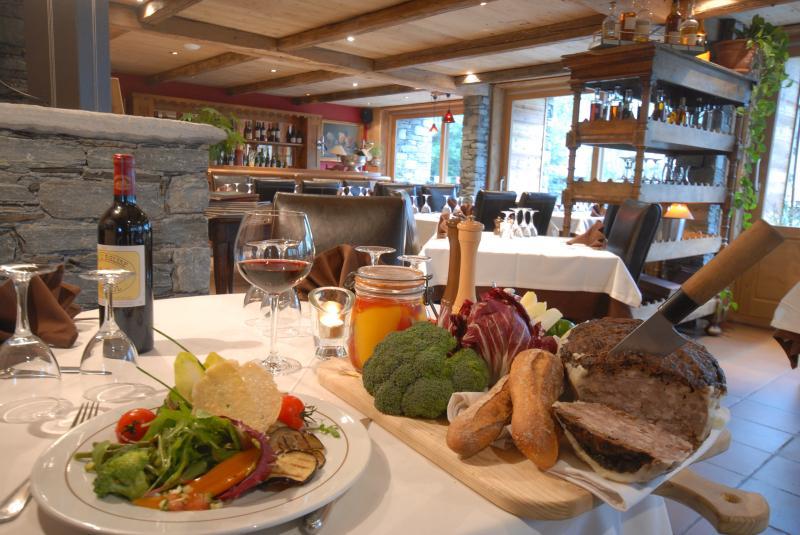 Hotel Le Monal ซานต์-โฟย์-ตาฮองเตส ภายนอก รูปภาพ
